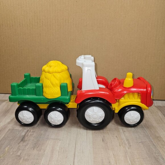 Little People Tractor Farm Animals Figures Farmer Lot Cow Dog Horse Pig Music - Picture 12 of 13